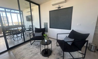 Pent House de 3 recámaras, sin muebles, en Montebello, con amenidades.