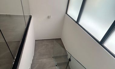 Pent House de 3 recámaras, sin muebles, en Montebello, con amenidades.