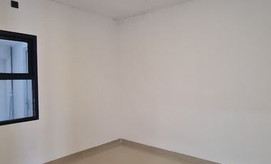 Rumah dijual Murah, 2 Lantai, Baru, Telaga Mas, 5 Menit Stasiun Bekasi