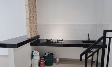 Rumah dijual Murah, 2 Lantai, Baru, Telaga Mas, 5 Menit Stasiun Bekasi