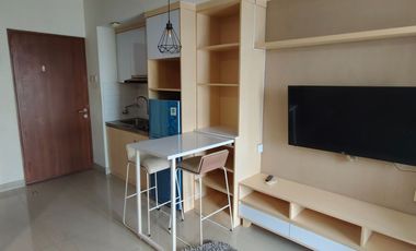 Sewa Bulanan Apartemen Studio Strategis, Grand Kamala Lagoon, Bekasi