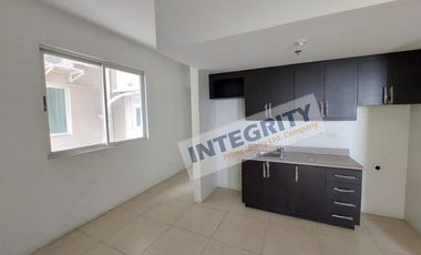 CONDO for sale IN MUNTINLUPA- LAKEFRONT