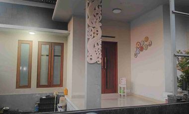 Di sewakan rumah full AC danfurnish kawasan elite gandapura kesiman