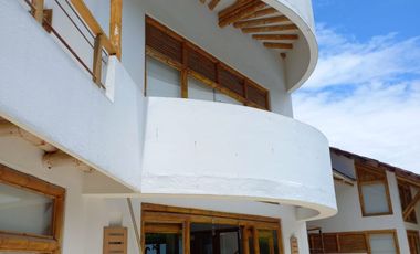 VENTA DE HERMOSA CASA CON PISCINA EN CONJUNTO DINASTÍA DEL SOL - VÍA CARMEN DE APICALÁ