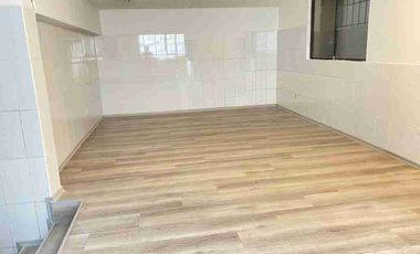 Rento Excelente Casa de 320 m2 cerca de la Shyris en el Centro Norte de Quito