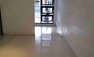 Dijual/Disewa Rumah Taman Holis Indah