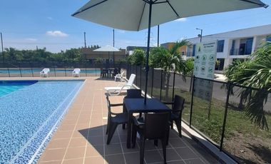 VENTA DE CASA A PUERTA CERRADA EN CONJUNTO ALTAGRACIA - FLANDES