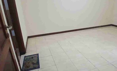 Disewakan Rumah Fullerton Citraland Surabaya