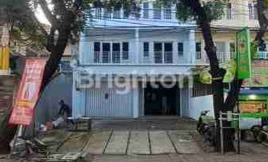 Di jual/sewa Ruko baru gandeng di meruya jakarta barat