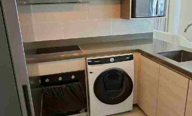 1BR with balcony plus small room