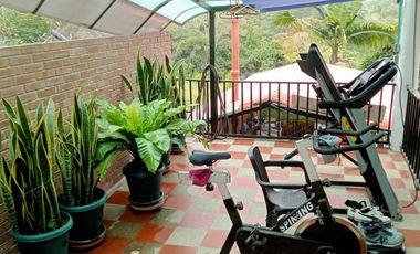 VENTA DE HERMOSA FINCA EN VEREDA PIAMONTE - FUSAGASUGÁ