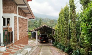 VENTA DE HERMOSA FINCA EN VEREDA PIAMONTE - FUSAGASUGÁ