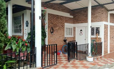 VENTA DE HERMOSA FINCA EN VEREDA PIAMONTE - FUSAGASUGÁ