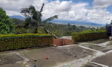 VENTA DE HERMOSA FINCA EN VEREDA PIAMONTE - FUSAGASUGÁ