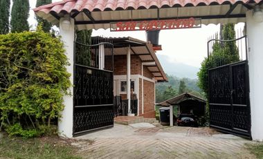 VENTA DE HERMOSA FINCA EN VEREDA PIAMONTE - FUSAGASUGÁ