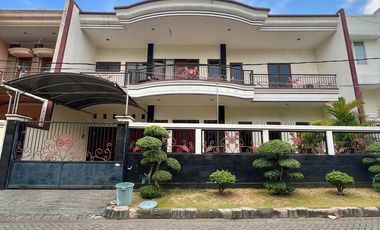 Sewa Rumah mewah mediteranian di Darmo Hill