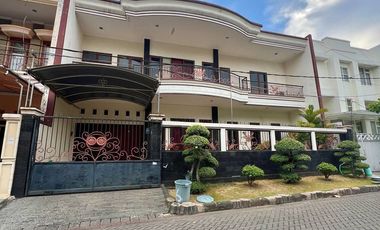 Sewa Rumah mewah mediteranian di Darmo Hill