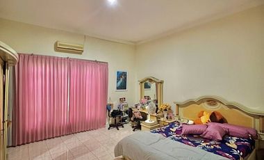 Sewa Rumah mewah mediteranian di Darmo Hill