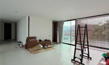 Rumah mewah California vibes di Pakis Argosari with Swimming pool