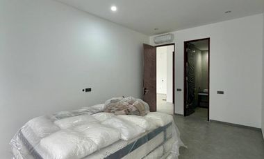 Rumah mewah California vibes di Pakis Argosari with Swimming pool