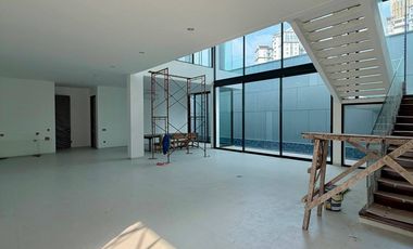 Rumah mewah California vibes di Pakis Argosari with Swimming pool