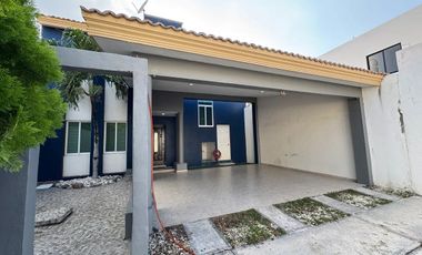 Casa en venta en Ciudad del Carmen. Fracc. Hacienda del Mar