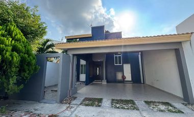 Casa en venta en Ciudad del Carmen. Fracc. Hacienda del Mar