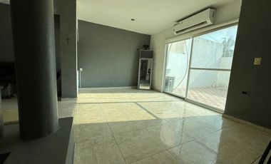Casa en venta en Ciudad del Carmen. Fracc. Hacienda del Mar