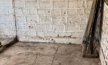 Se vende casa en Villa Los Jardines, Ñuñoa,  3 dormitorios 1 baño Valor $ 155.000.000