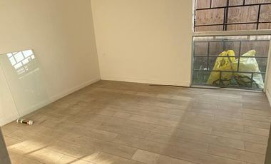 Se vende casa en Villa Los Jardines, Ñuñoa,  3 dormitorios 1 baño Valor $ 155.000.000