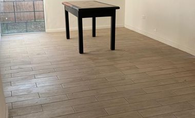 Se vende casa en Villa Los Jardines, Ñuñoa,  3 dormitorios 1 baño Valor $ 155.000.000