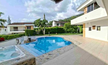 VENDO FLORIDABLANCA MENZULY CAMPESTRE EXCLUSIVO CONJUNTO   EXCELENTE  CLIMA Y  RODEADO DE NATURALEZA