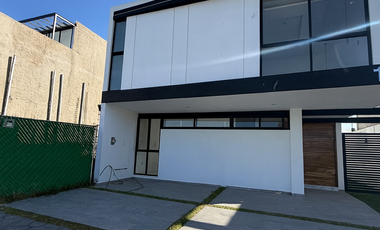 Casa en venta de lujo en Maples1 Valle Imperial