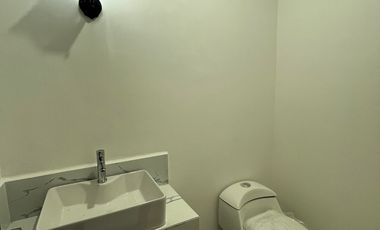 Casa nueva con 3 recámaras sobre calle principal en Boca del Río, Ver.