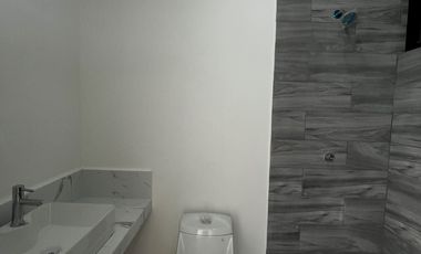 Casa nueva con 3 recámaras sobre calle principal en Boca del Río, Ver.