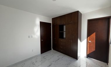 Casa nueva con 3 recámaras sobre calle principal en Boca del Río, Ver.