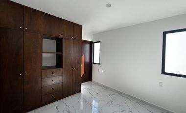 Casa nueva con 3 recámaras sobre calle principal en Boca del Río, Ver.