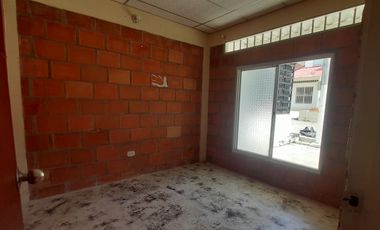 VENTA DE CASA EN CONJUNTO ALGARROBOS - GIRARDOT
