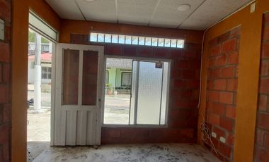 VENTA DE CASA EN CONJUNTO ALGARROBOS - GIRARDOT