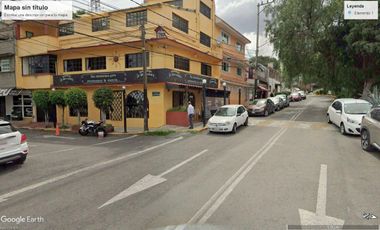 Local en Esquina 82m² | Frente a Mundo E | Ideal Restaurante o Café