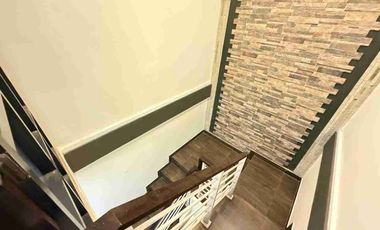 Rumah Mewah 2 Lt Harga Turun Banjarsari Solo Kota