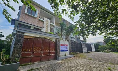 Rumah 5 Kamar Tidur Cantik Dijual, di Gatsu Barat Denpasar Area