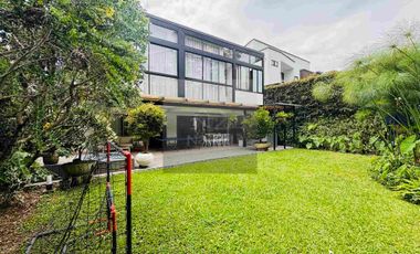 Casa campestre en Unidad cerrada El Retiro - sector La Maria