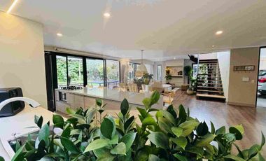 Casa campestre en Unidad cerrada El Retiro - sector La Maria