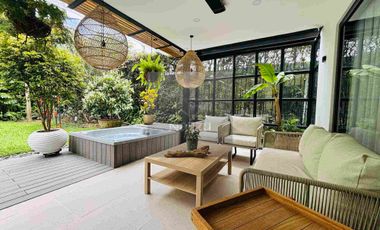 Casa campestre en Unidad cerrada El Retiro - sector La Maria