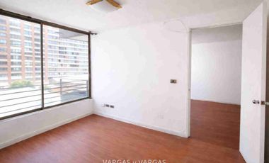 Arriendo departamento, Tarapacá 850, GASTOS COMUNES INCLUÍDOS. 1D 1B. Metro U. Chile. $380.000