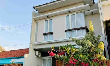 Siap Huni‼️Rumah Rungkut Asri Barat