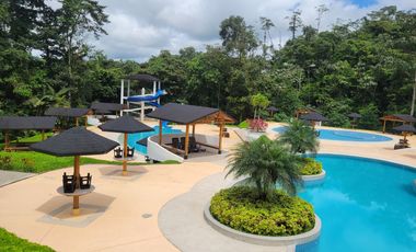 Quinta Vacacional de 811 m² en venta en Norte de Pedro Vicente Maldonado