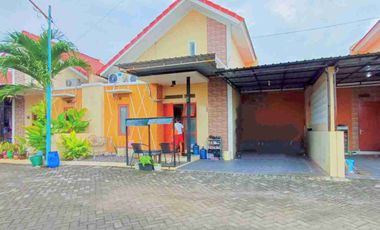 Rumah Bagus Siap Huni di Pondok Grogol dekat Solo Baru