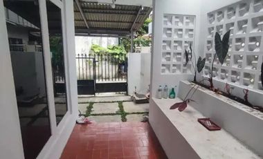 Rumah siap huni di kawasan strategis Cibabat Cimahi, dekat Taman Mutiara